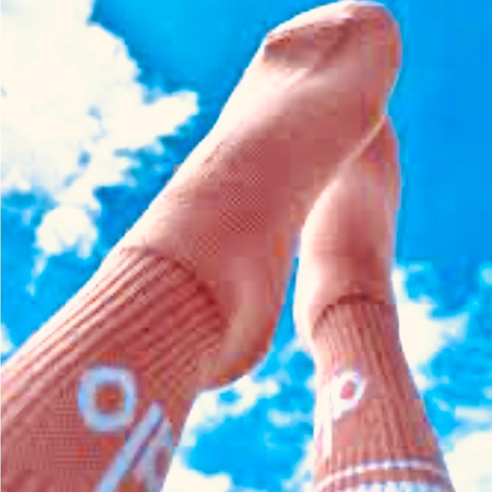 Alo Unisex Pink Graphic Socks M/L